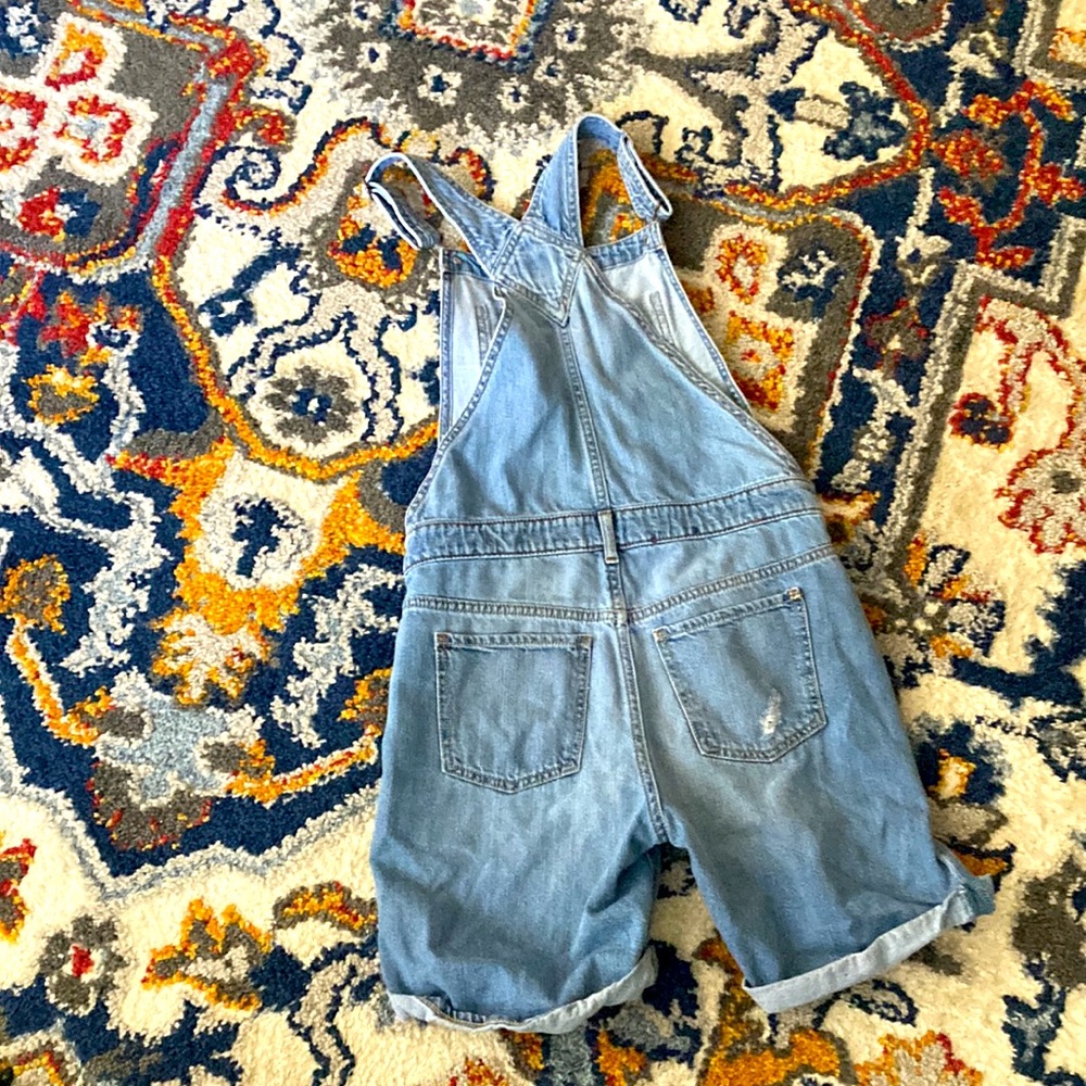 Overall shorts - Picture 2 of 2